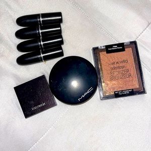 Makeup bundle